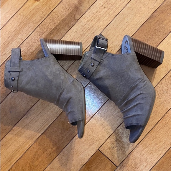 Brown Sandal Heel with Open Back - Picture 2 of 2